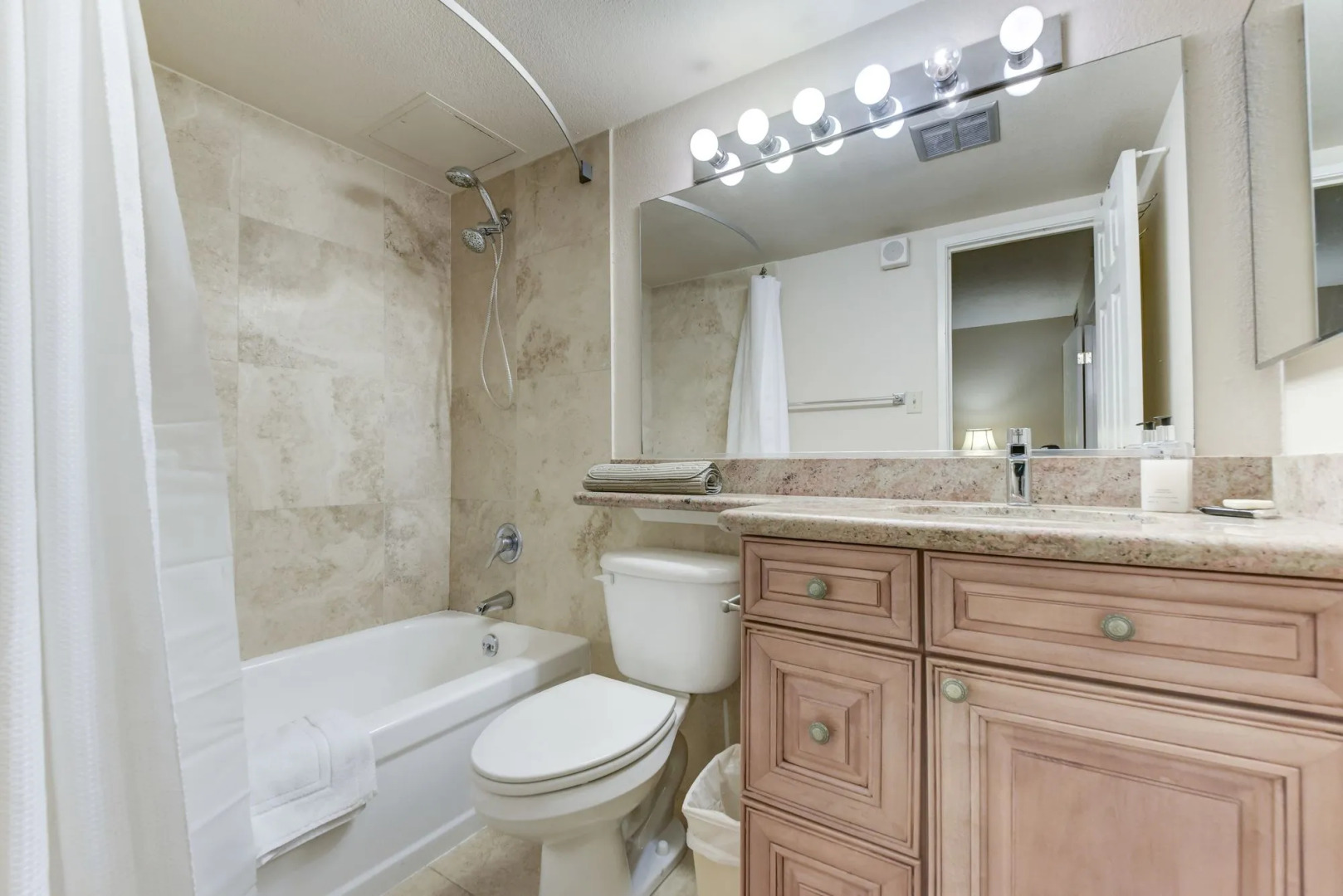 Photo - Jockey Club Suites