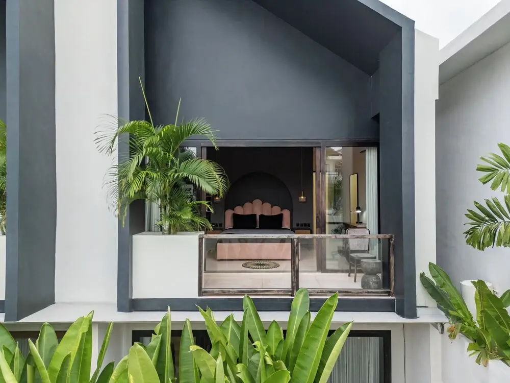 Photo - Liminal Palace Villa 3 by Betterplace
