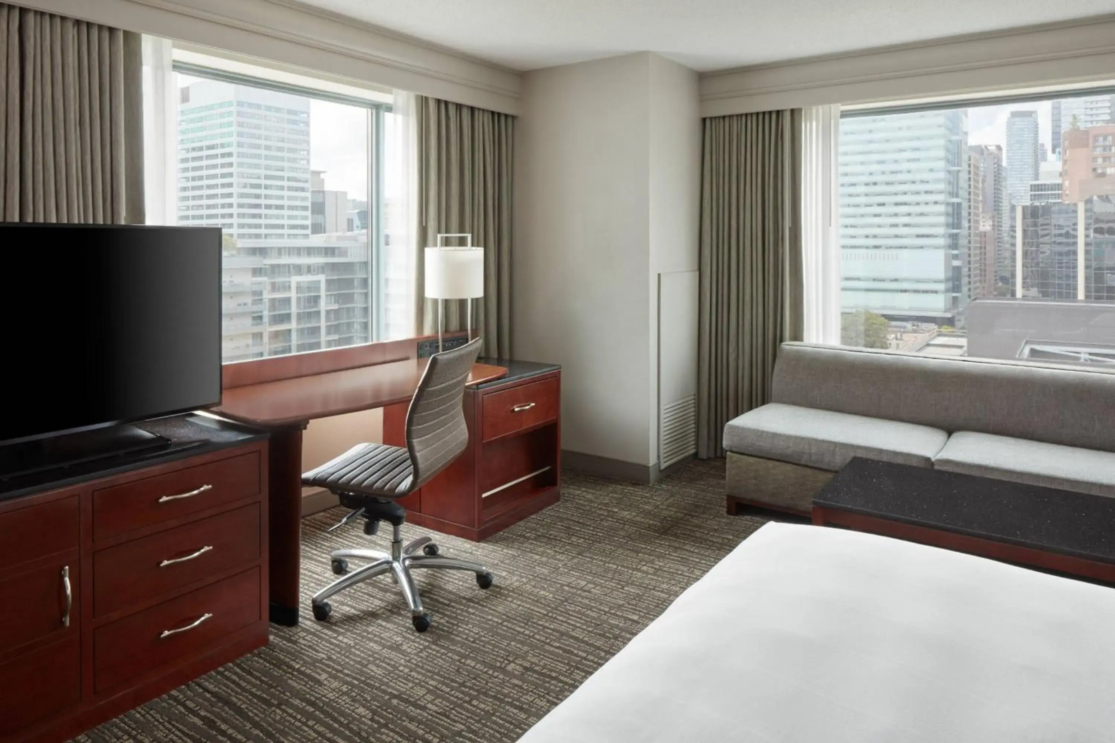 Photo - Marriott Downtown at CF Toronto Eaton Centre