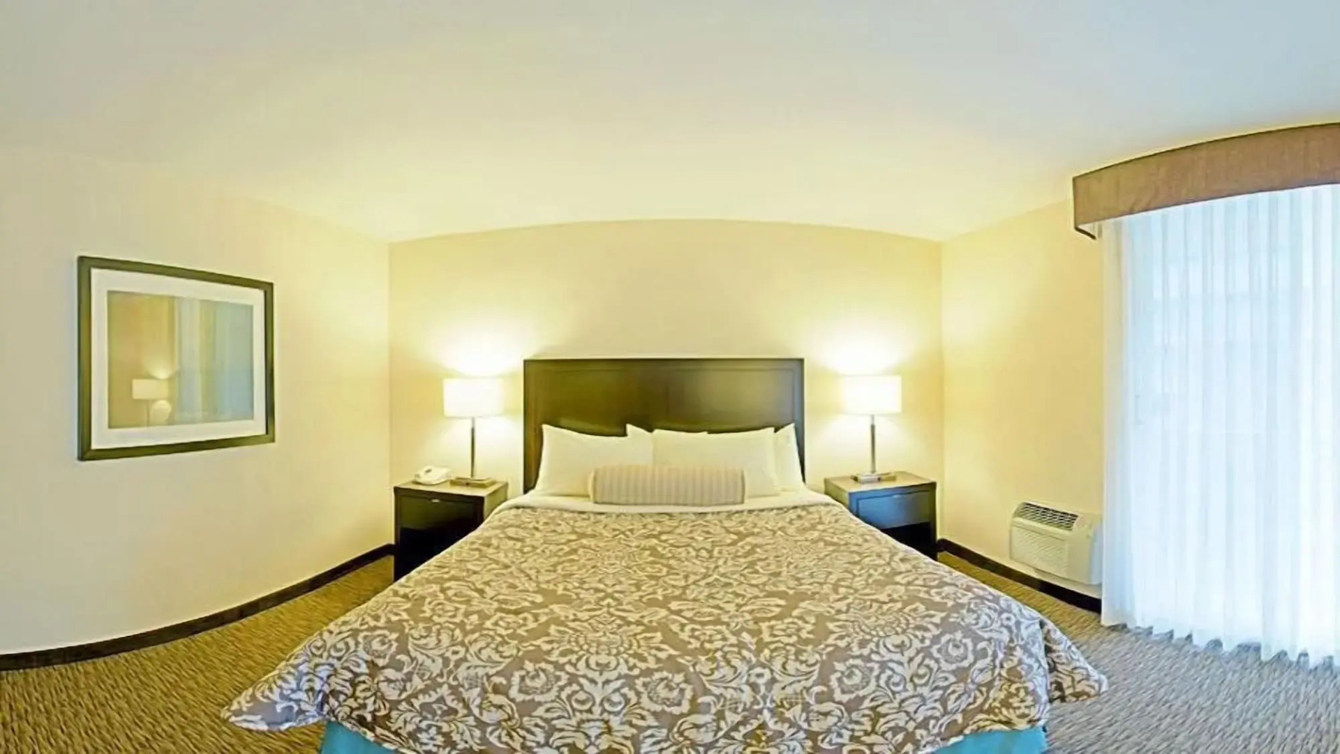 Foto - Royal Palace Westwood Hotel