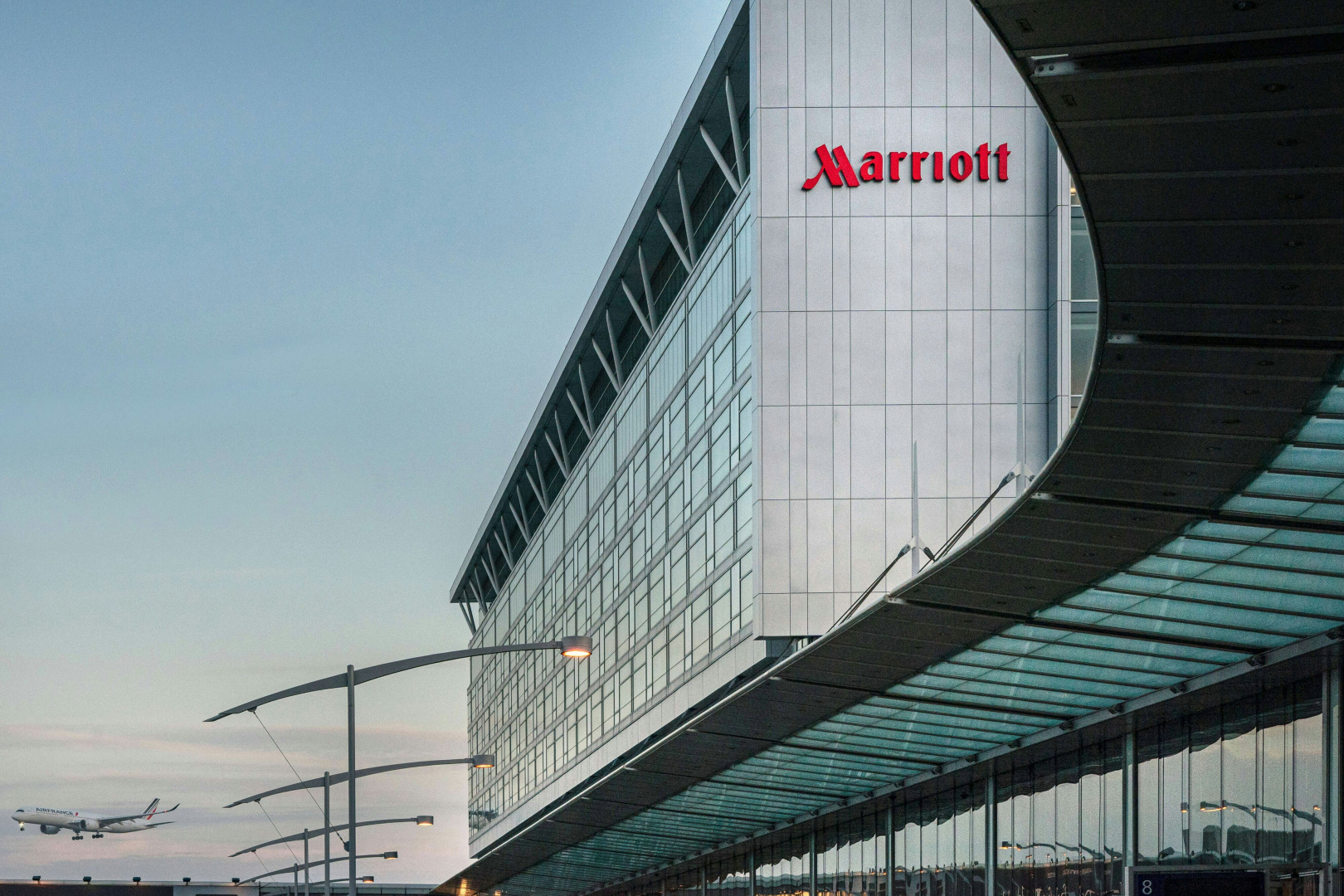 Photo - Marriott Montreal Airport In-Terminal Hotel