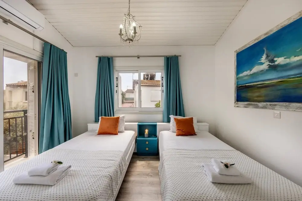 Photo - Larnaca Seaside Villa Marina 44