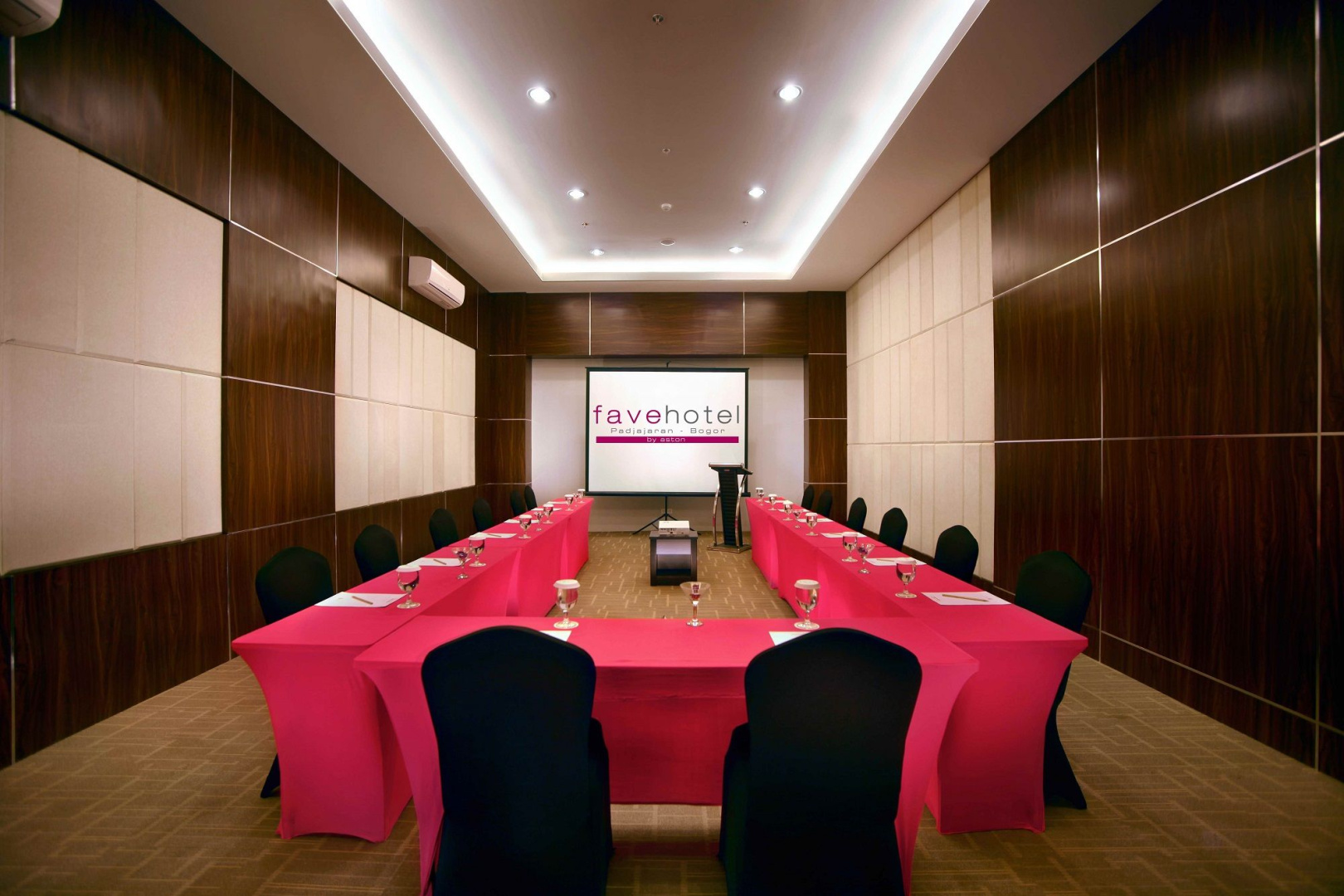 Foto - favehotel Padjajaran Bogor