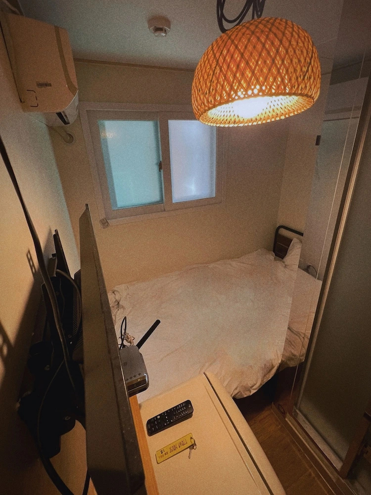 Photo - Jnineguesthouse