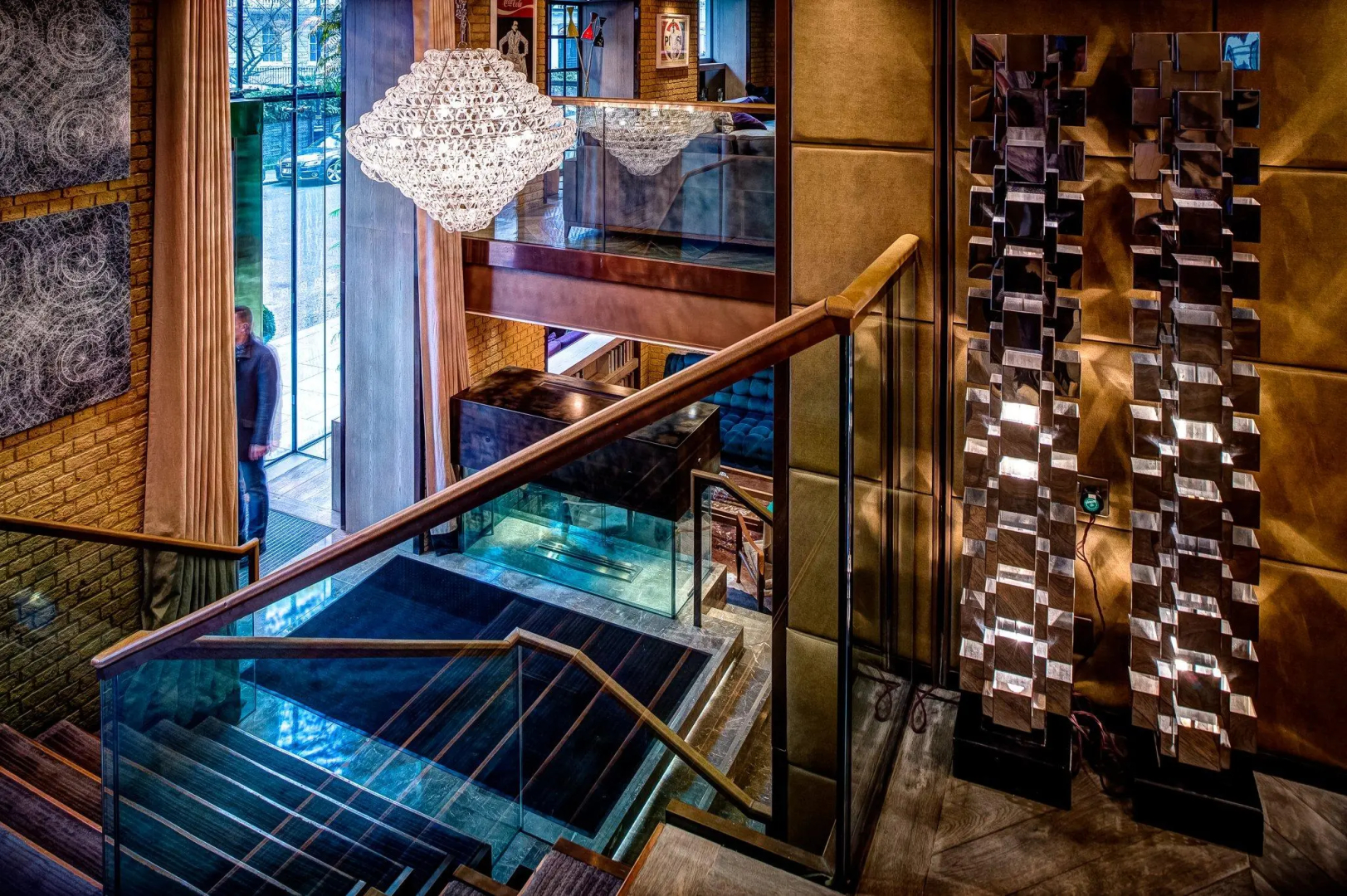 Photo - The Hari London