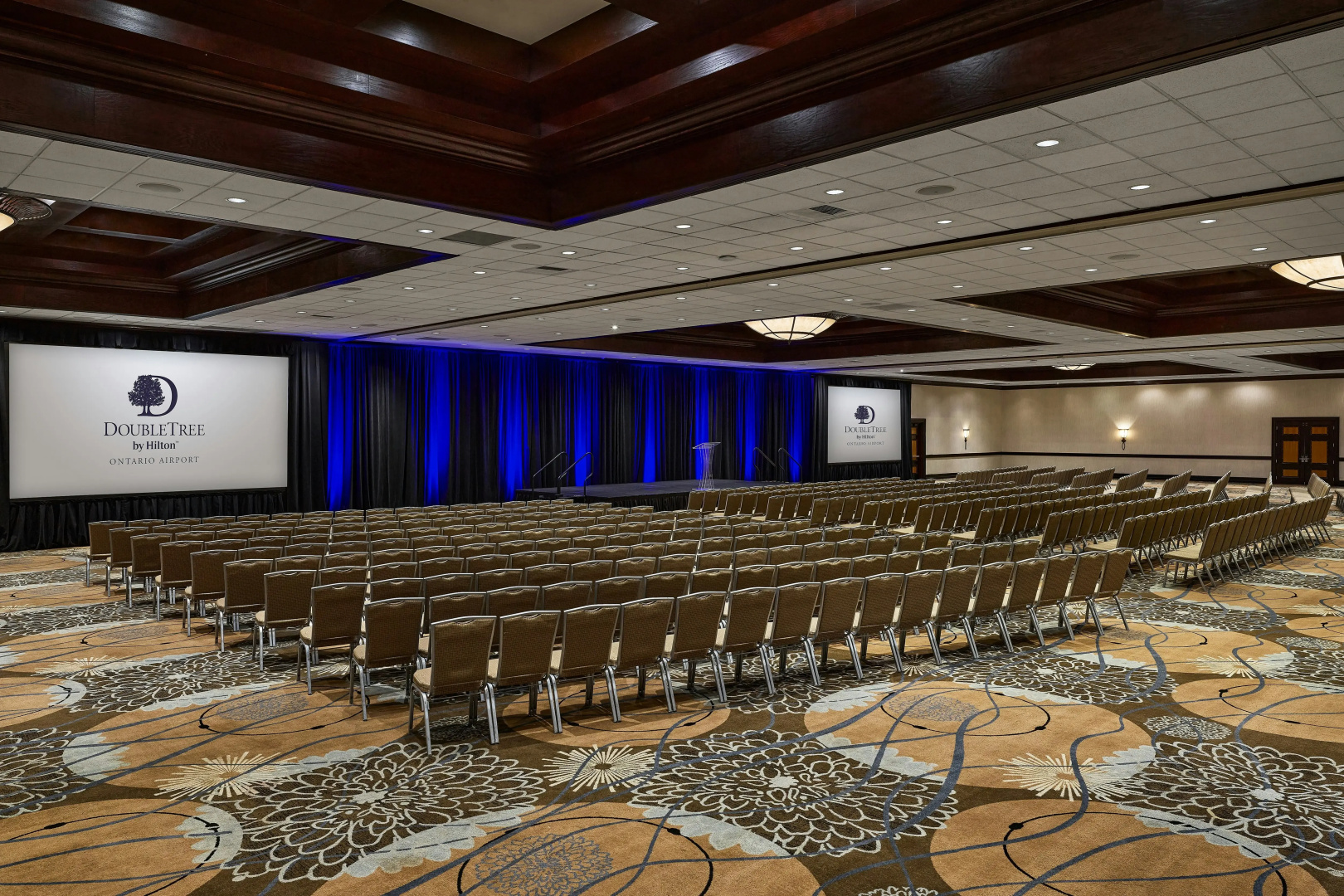 Foto - DoubleTree by Hilton Ontario Airport