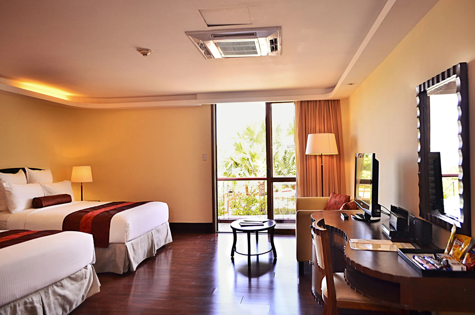 Photo - Thunderbird Resorts - Rizal