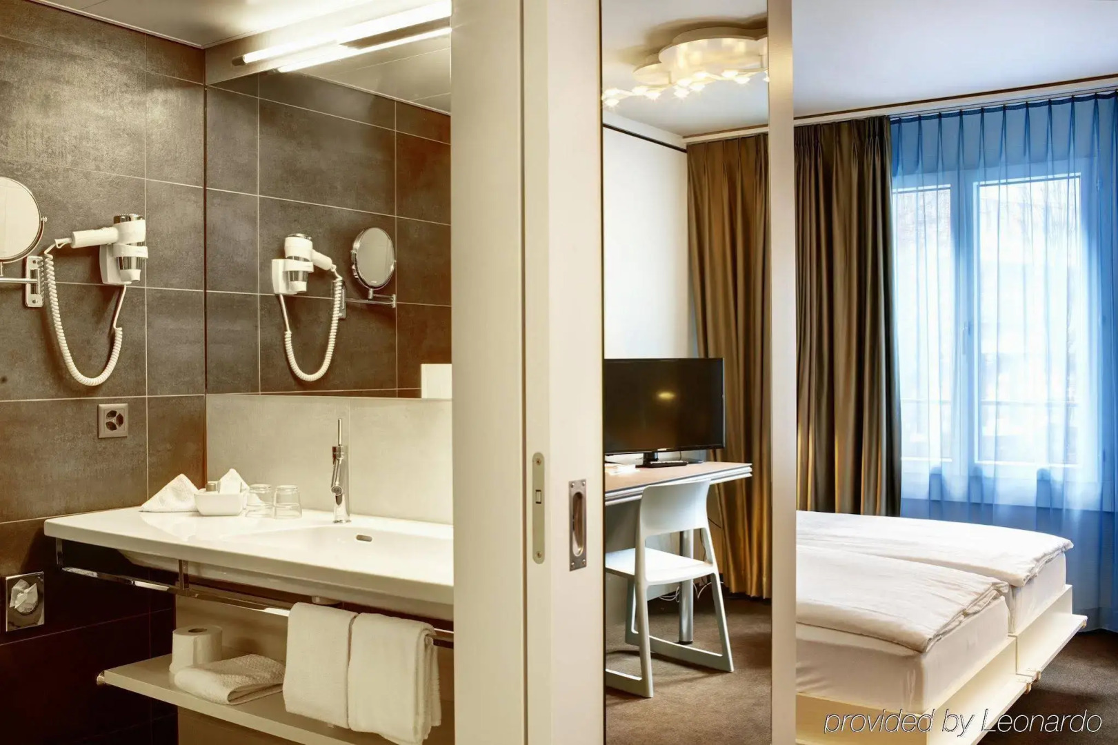 Photo - Hotel Continental Park