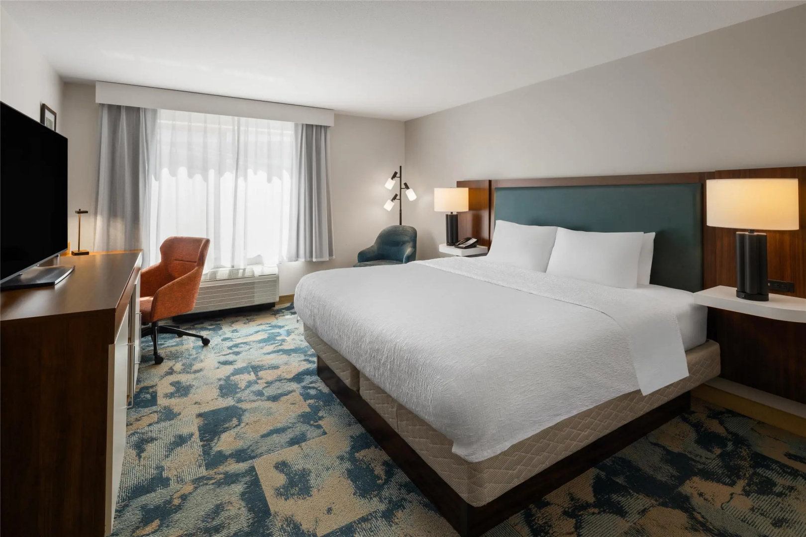 Photo - Hampton Inn & Suites Bremerton