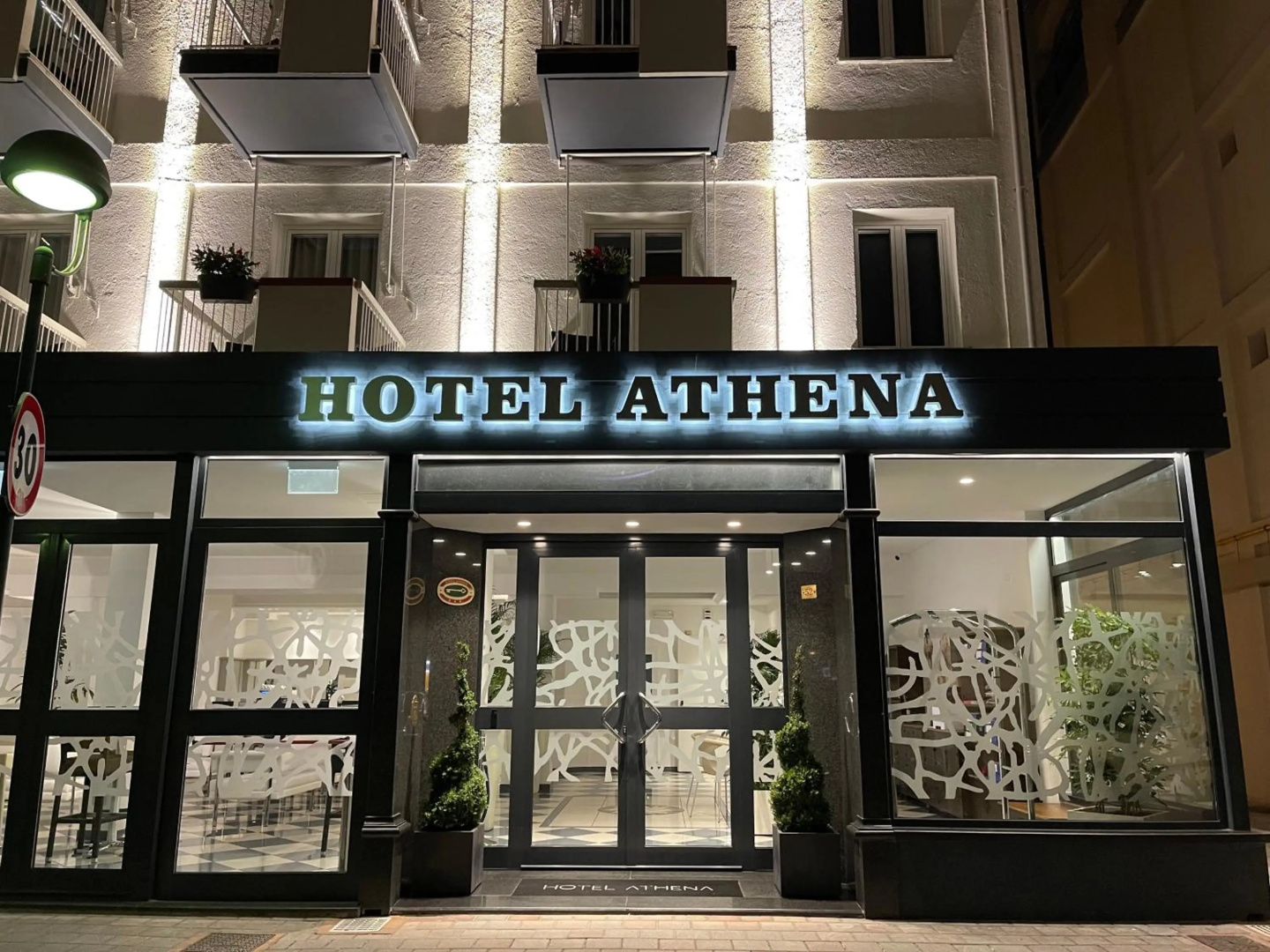 Foto - Athena