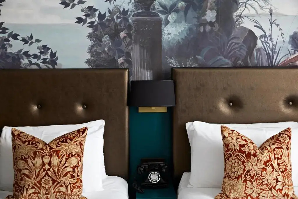 Photo - The Portico Hotel
