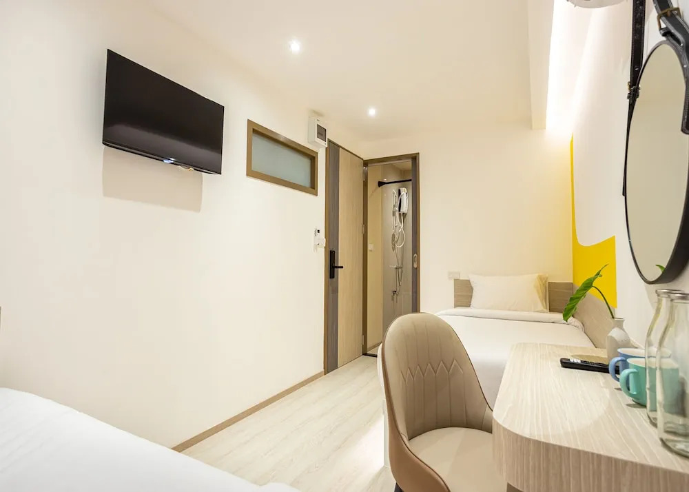 Photo - L MINITEL at Night Bazaar Chiangmai