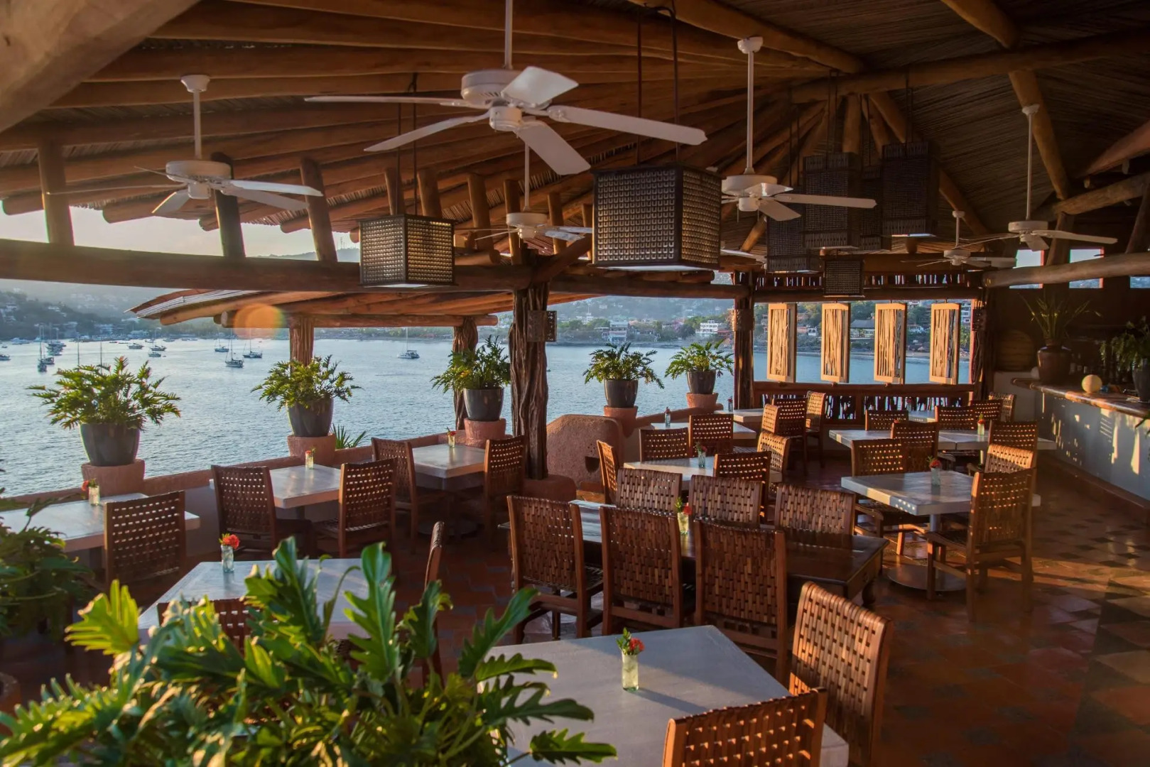 Photo - La Casa Que Canta