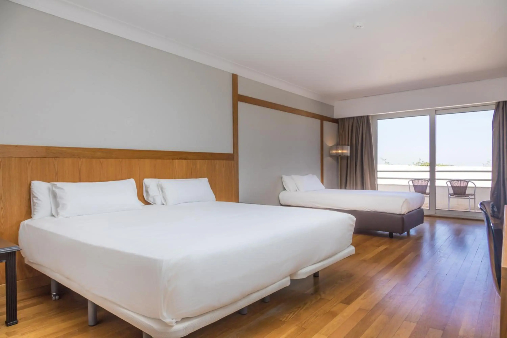 Photo - B&B Hotel Sado Setúbal