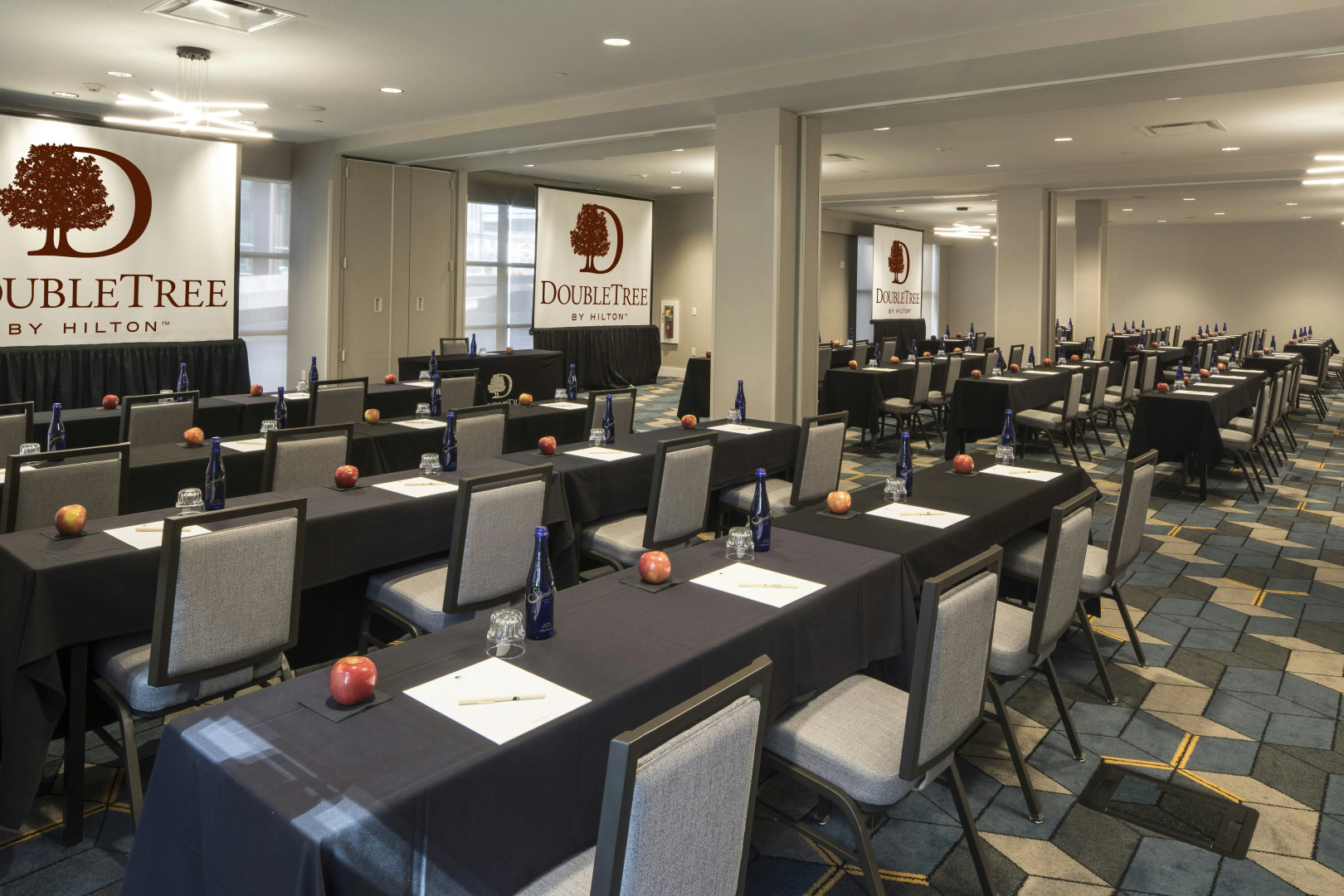 Foto - DoubleTree by Hilton Hotel & Suites Pittsburgh Downtown