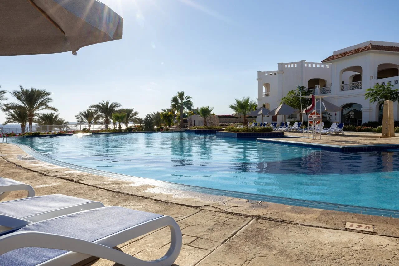 Photo - Continental Plaza Beach Resort