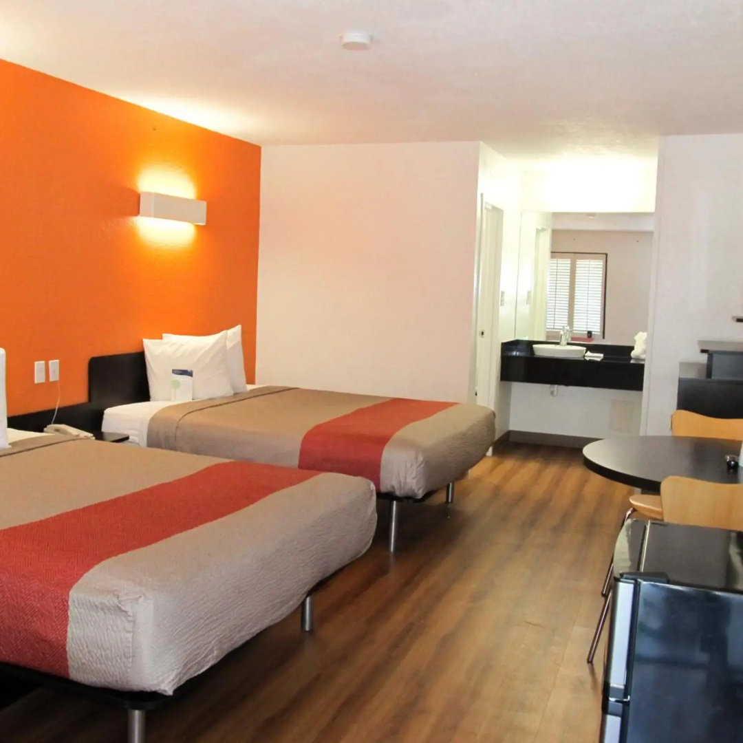 Foto - Motel 6 Savannah, GA - Midtown
