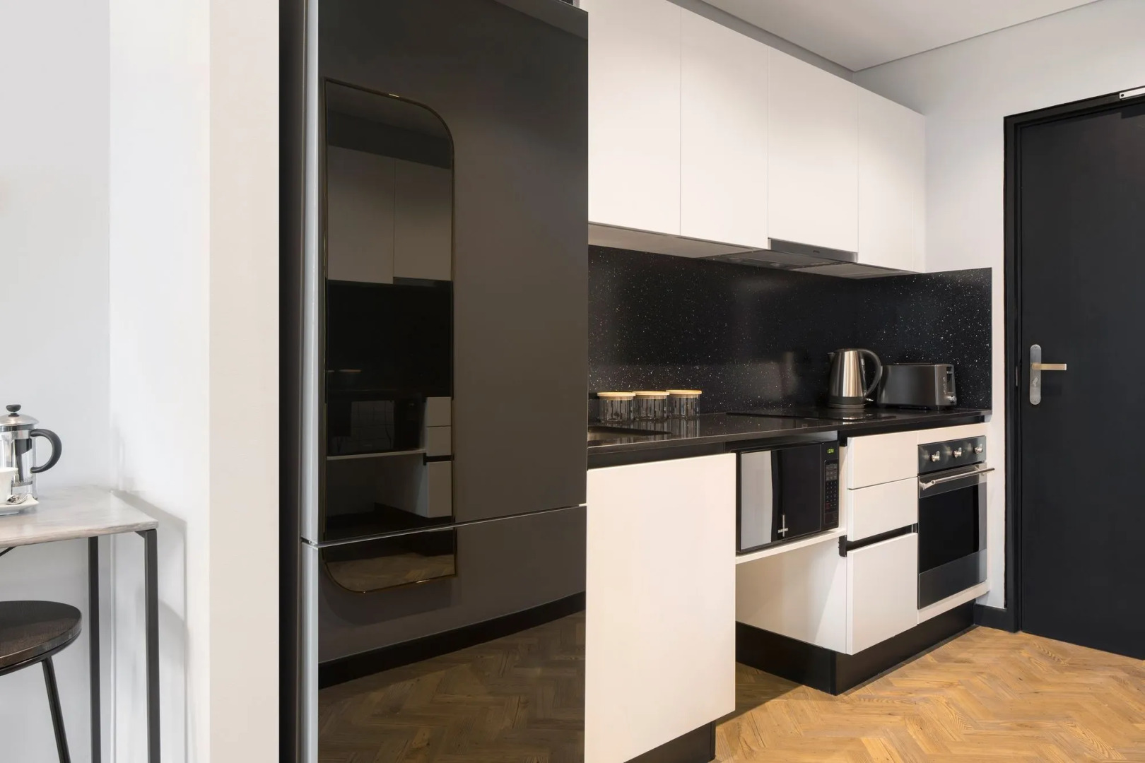 Photo - The Onyx Apartment Hotel by NEWMARK