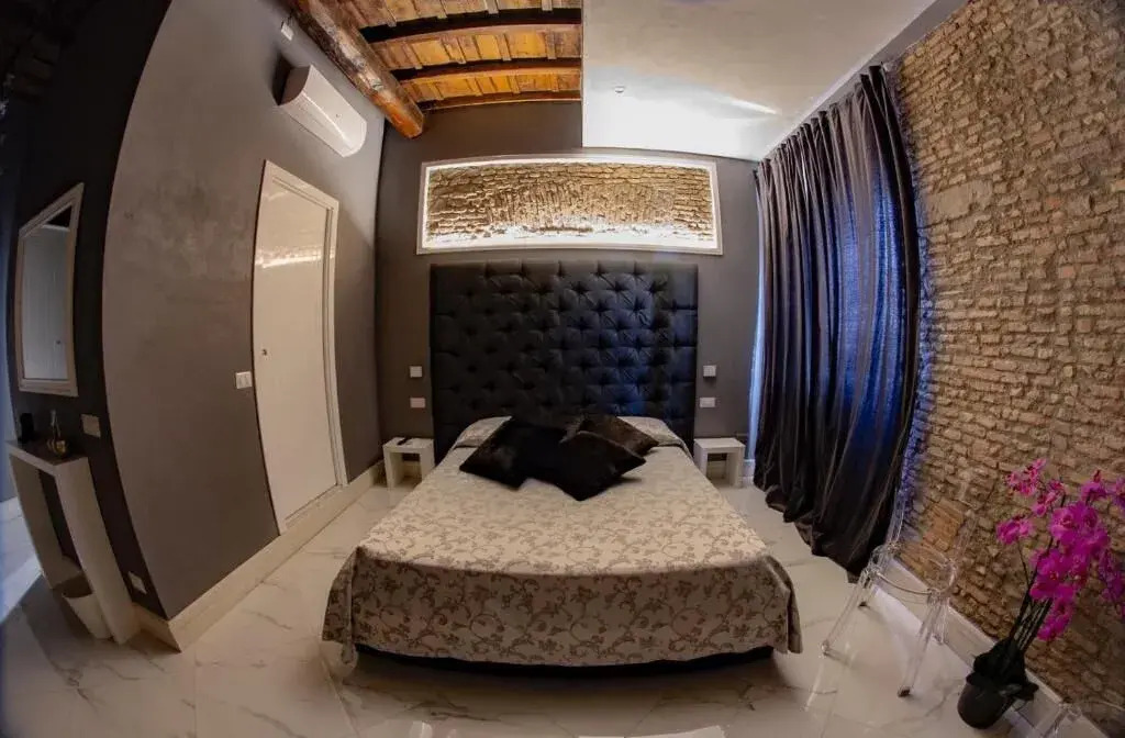 Photo - Rhome Luxury suite