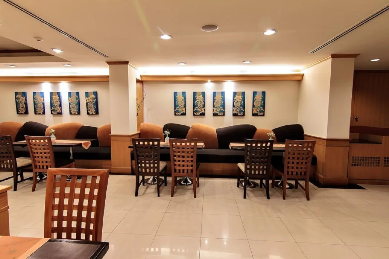 Photo - Bossotel Bangkok