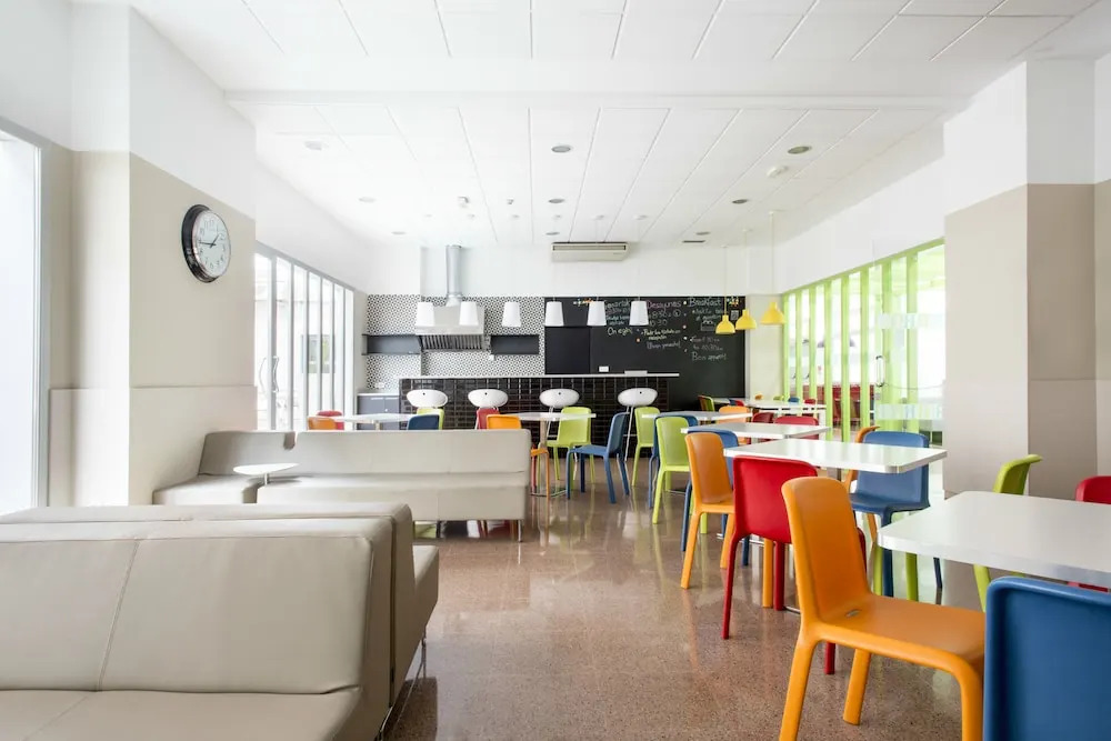 Foto - Residencia Universitaria Resa Blas De Otero