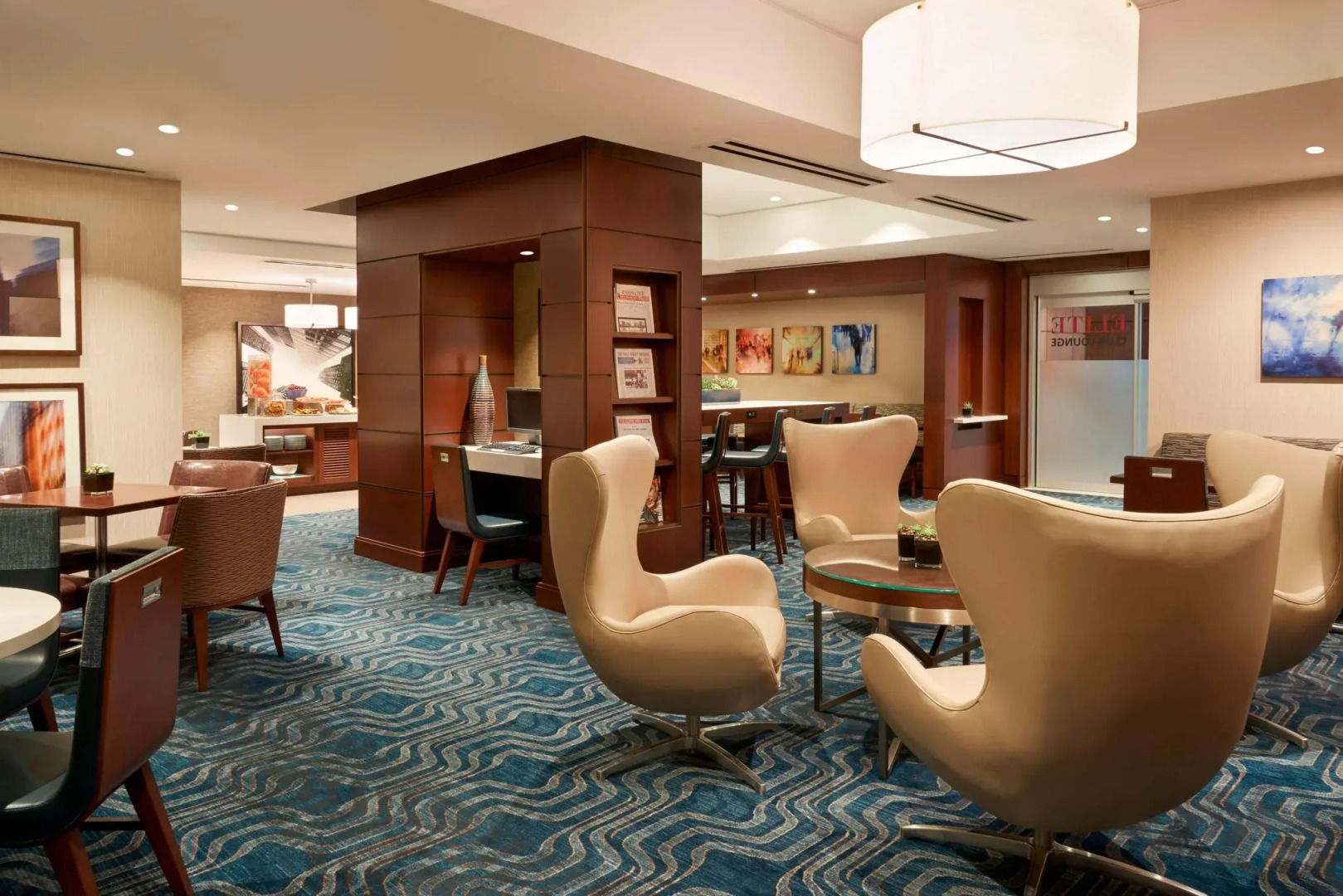 Photo - Marriott Downtown at CF Toronto Eaton Centre