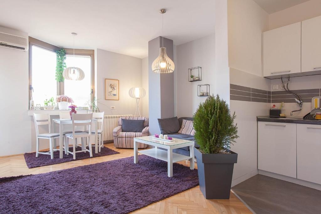 Tina Apartments