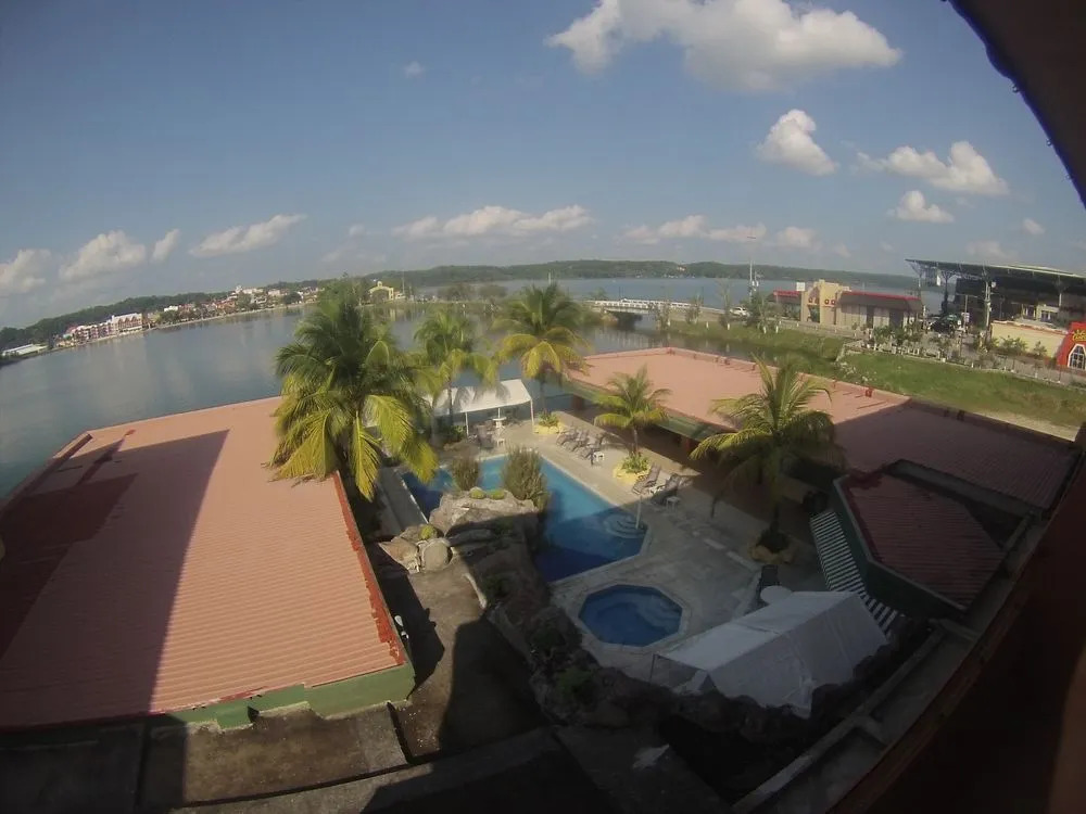 Photo - Peten Esplendido