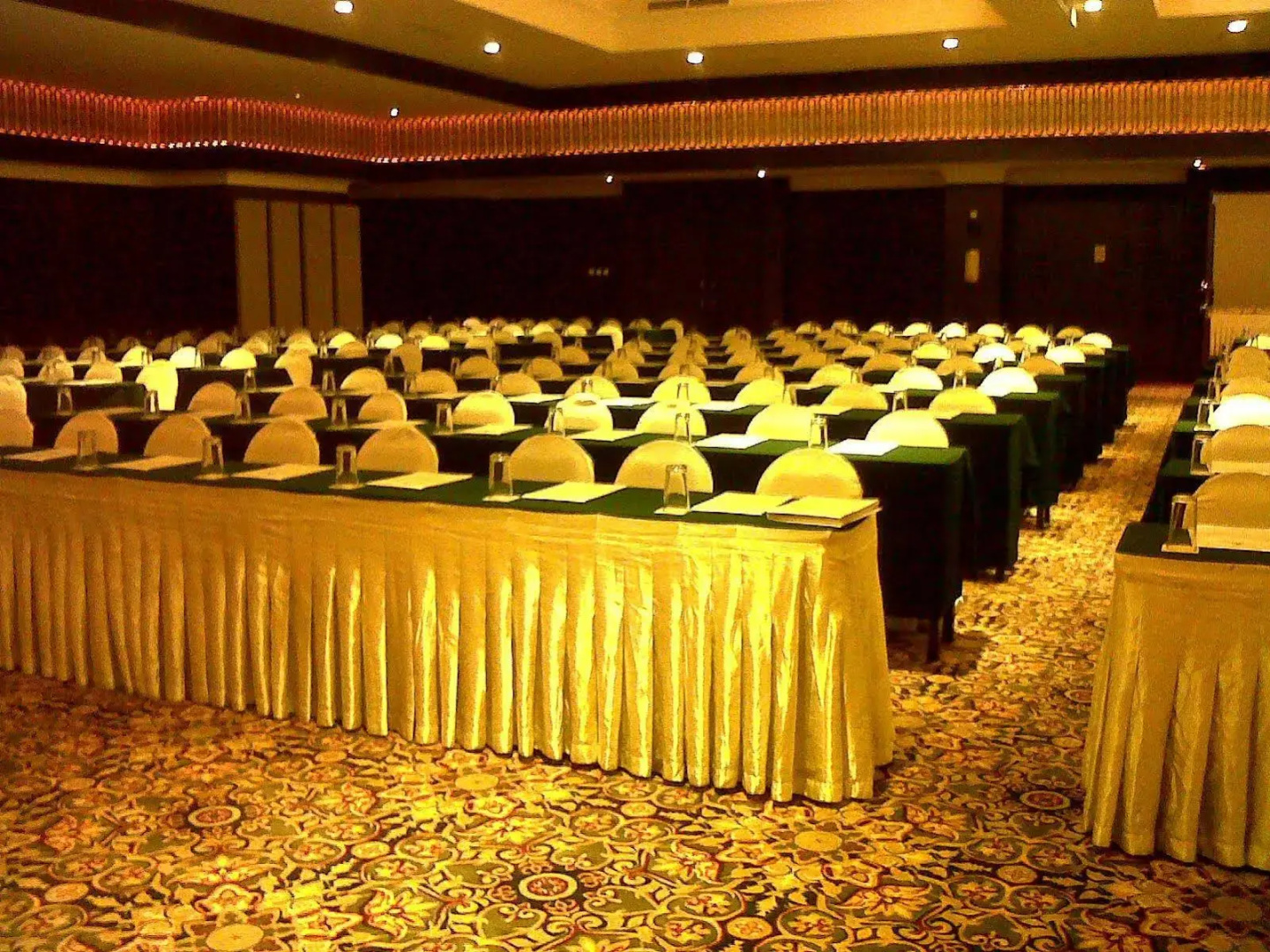 Foto - Emerald Garden International Hotel