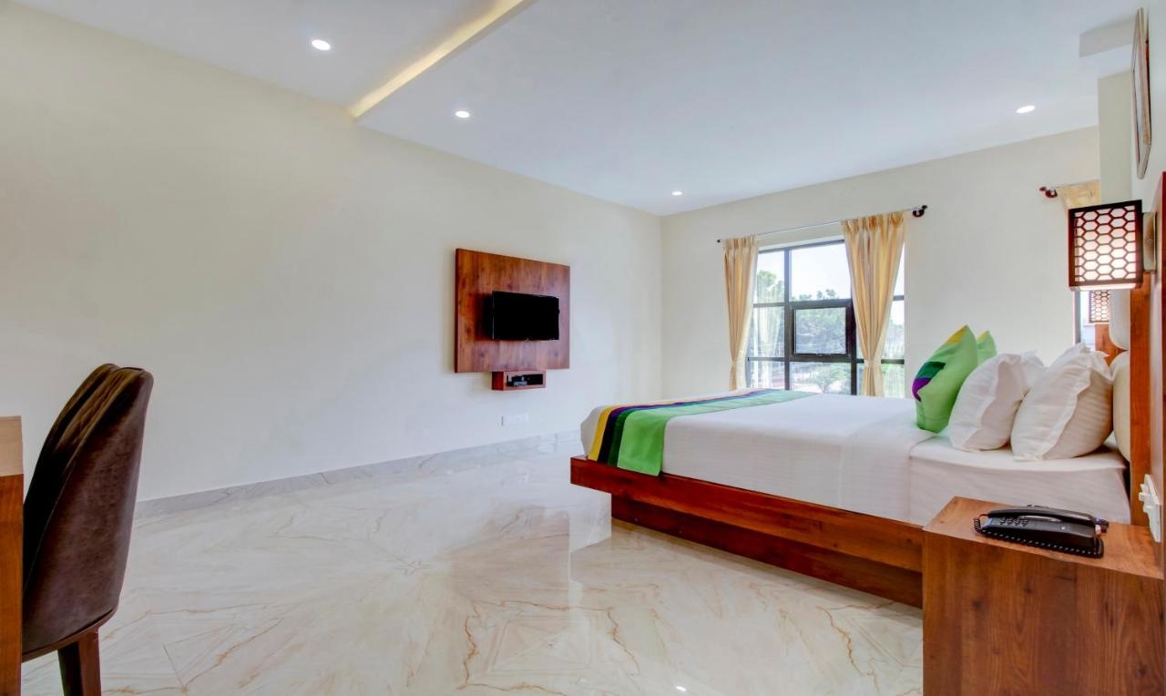 The Meridian, 10 Mins To Mahatma Gandhi Park
