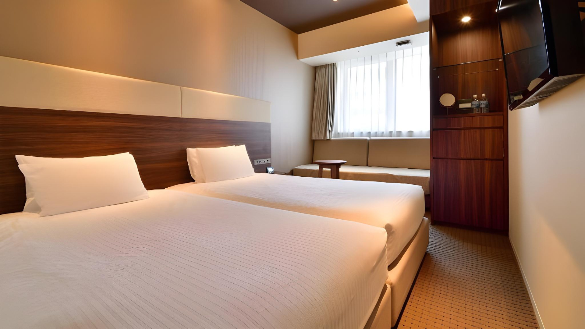 Photo - Hotel AQUA CITTA Naha