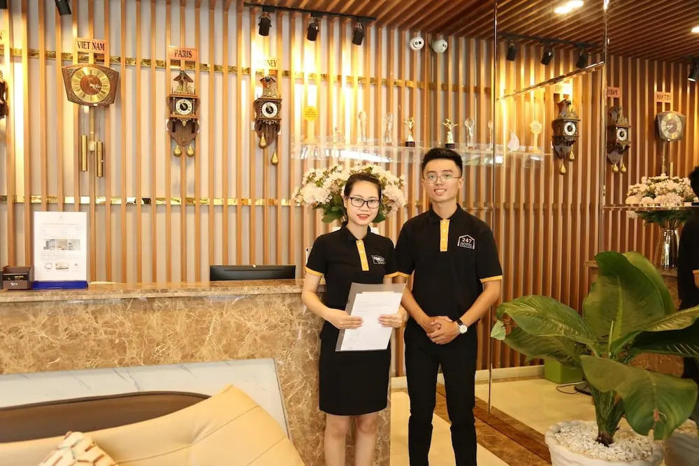 Foto - Hồng Bảo Thạch