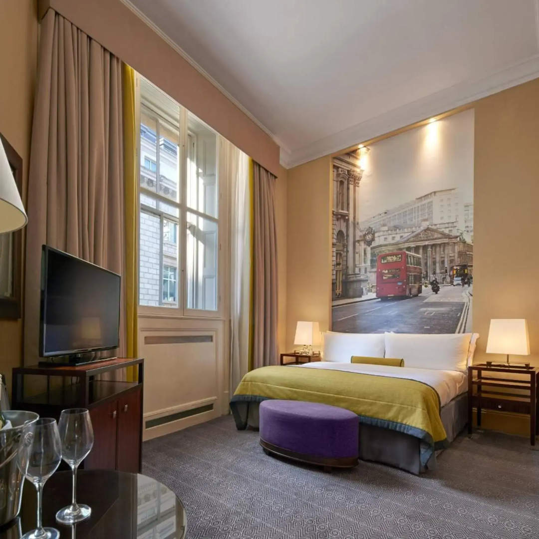 Photo - Threadneedles, Autograph Collection