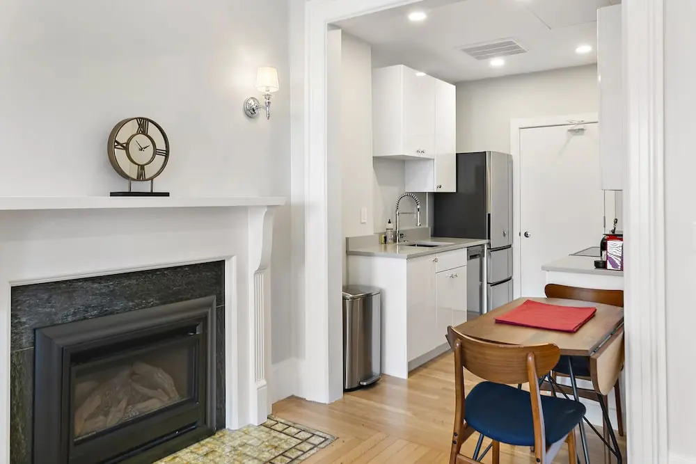 Photo - Charlesgate Suites