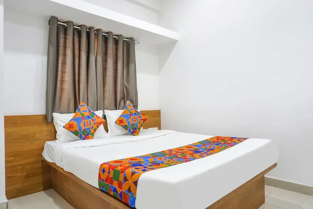 Photo - FabHotel White House