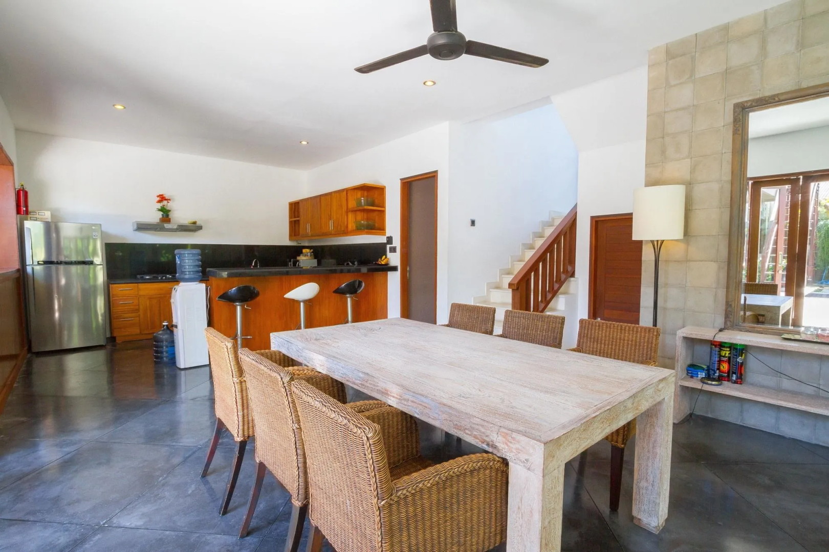 Foto - Villa Martine - Fantastic 5BR Villa - Perfect Location in Seminyak