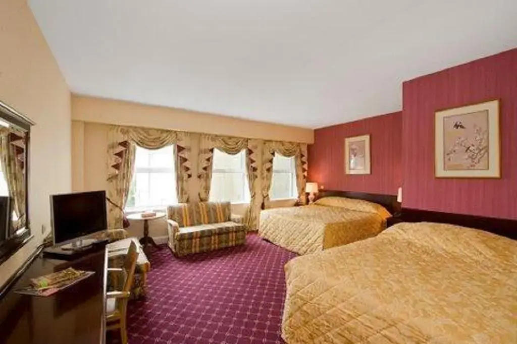 Photo - Summerhill House Hotel