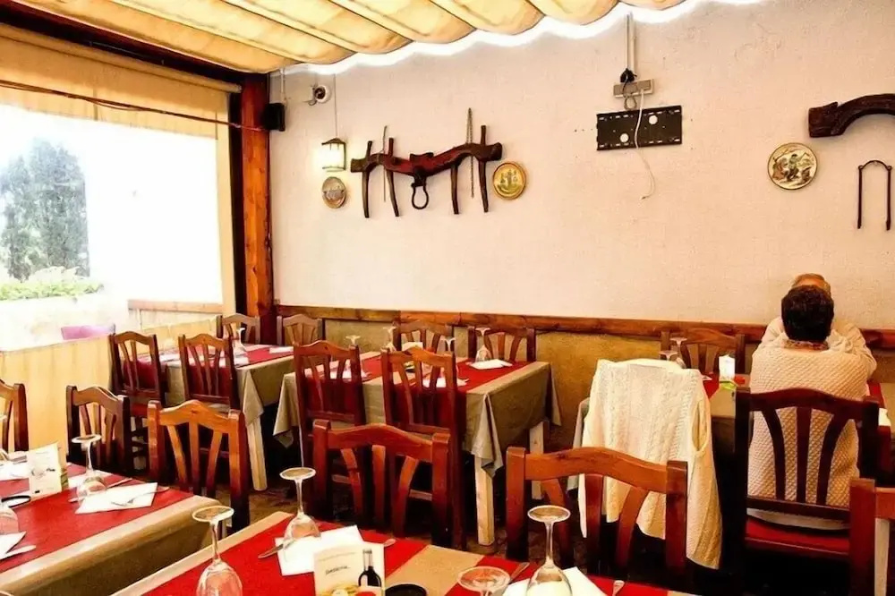 Foto - Hostal Empordà