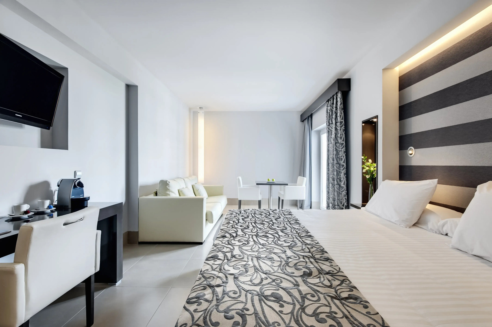 Photo - Barceló Hamilton Menorca - Adults Only