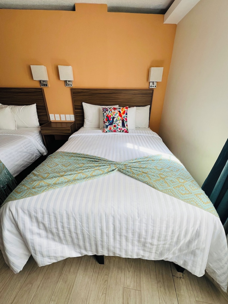 Foto - Suites Del Jardin Principal