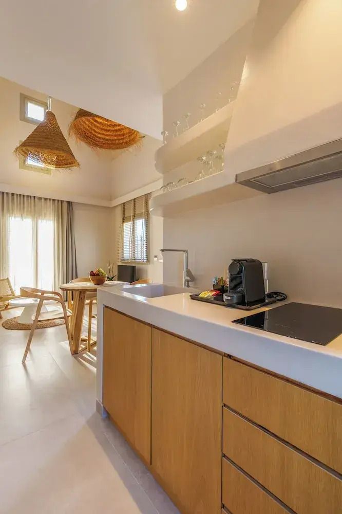 Photo - Halo Santorini - Living Experience