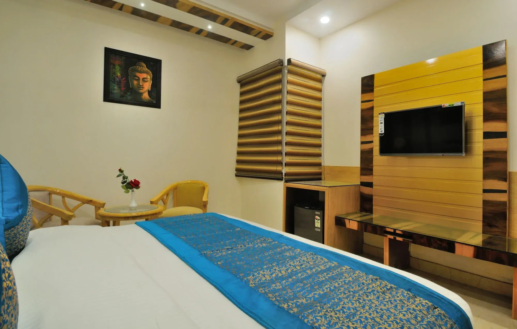 Foto - The Gold Regency - 02 Mins from New Delhi Railway Station