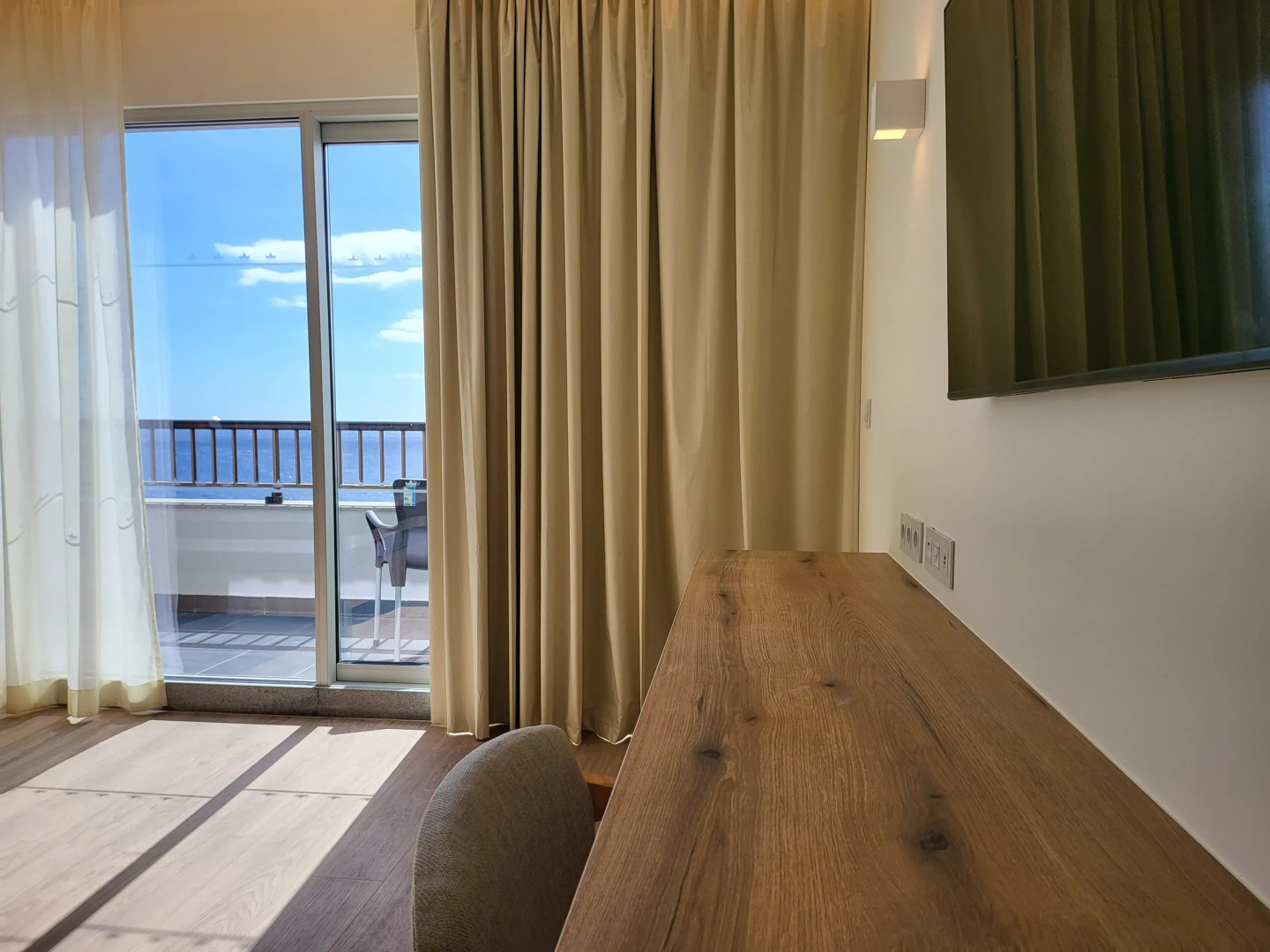 Photo - Hotel Royal Orchid