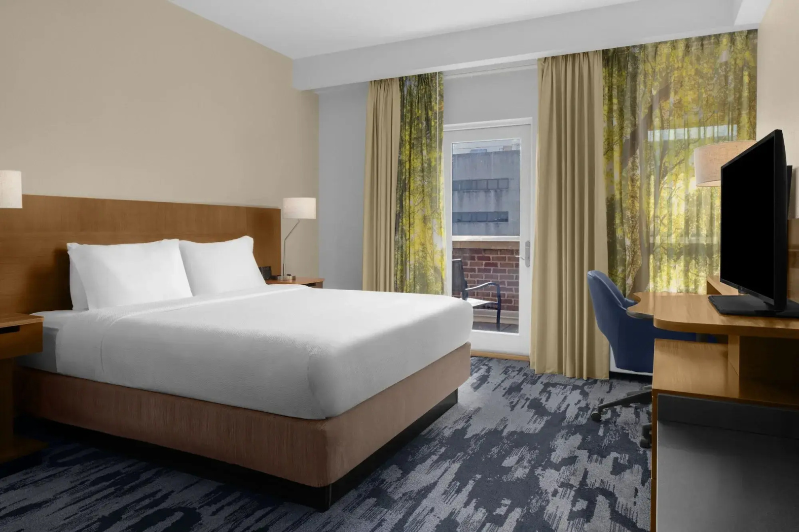 Photo - Fairfield Inn & Suites by Marriott Savannah Downtown Historic District