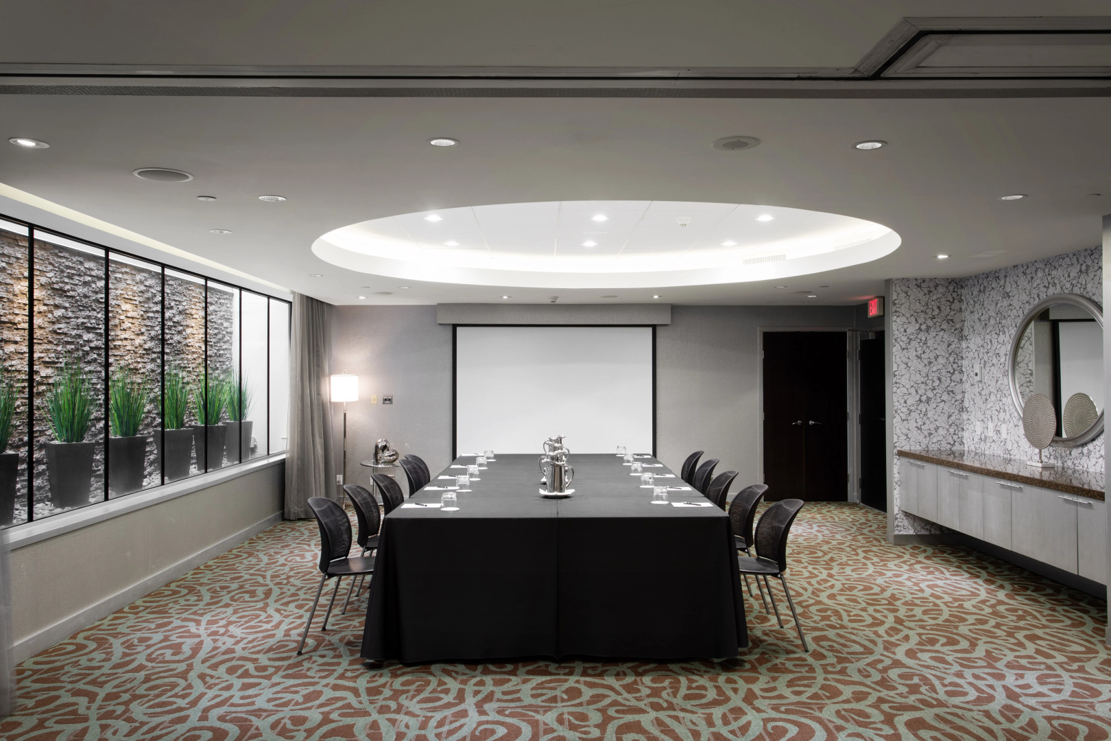 Photo - OPUS Hotel Vancouver