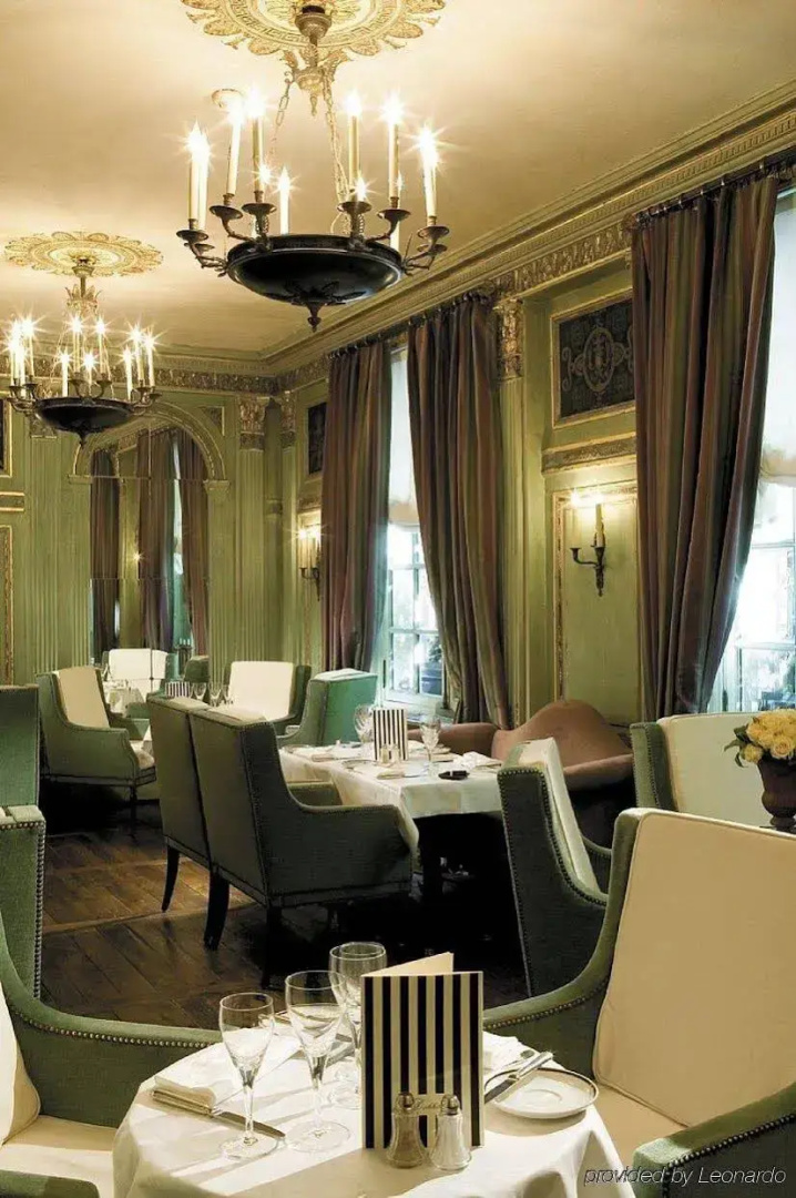 Photo - Le Dokhan’s Paris Arc de Triomphe, a Tribute Portfolio Hotel