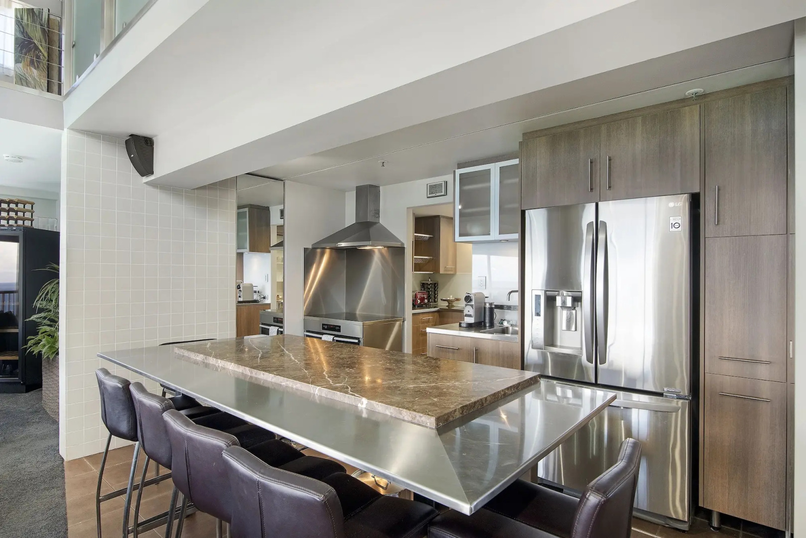 Photo - Burleigh Esplanade Apartments