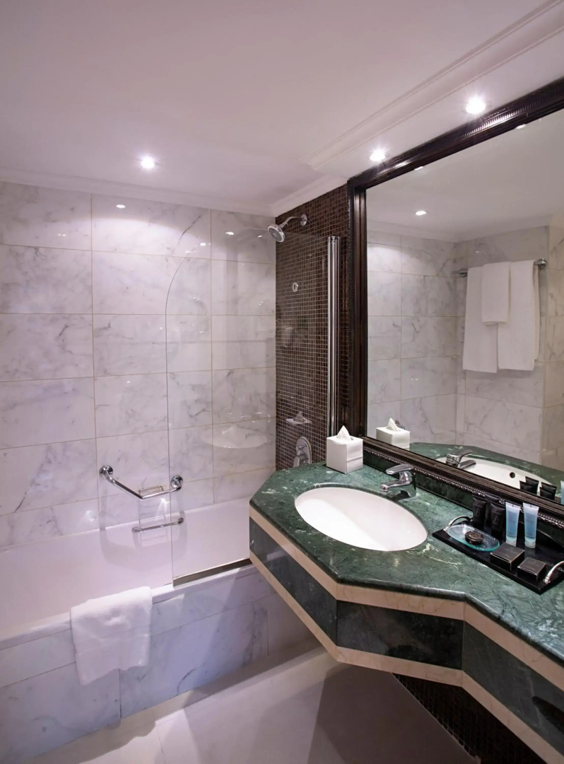 Photo - Carlton Tower Hotel