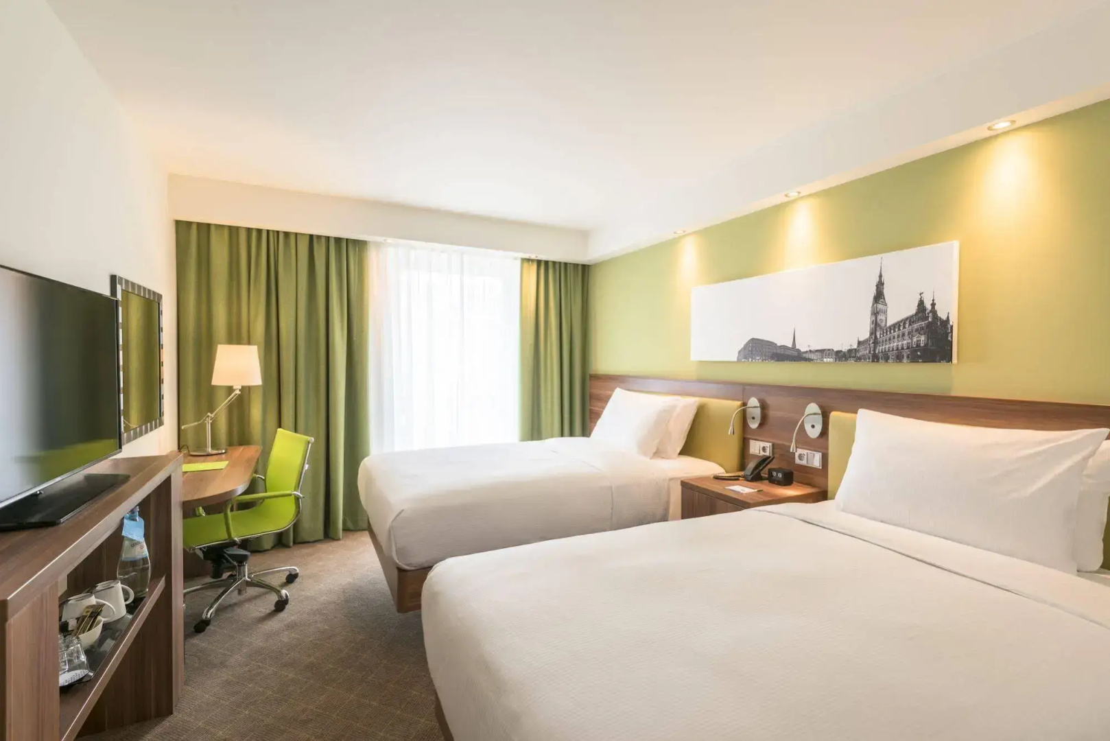 Foto - Hampton by Hilton Hamburg City Centre