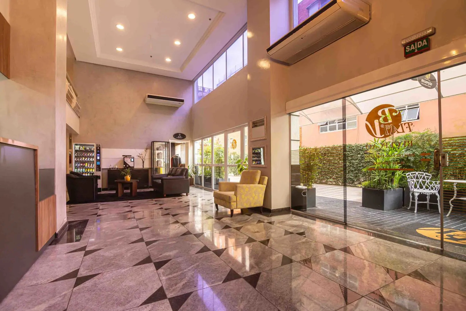 Bela Vista Hotel & Flat